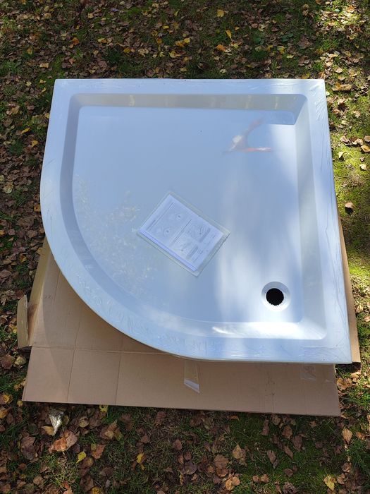 Brodzik półokrągły LIVENO 90x90x16