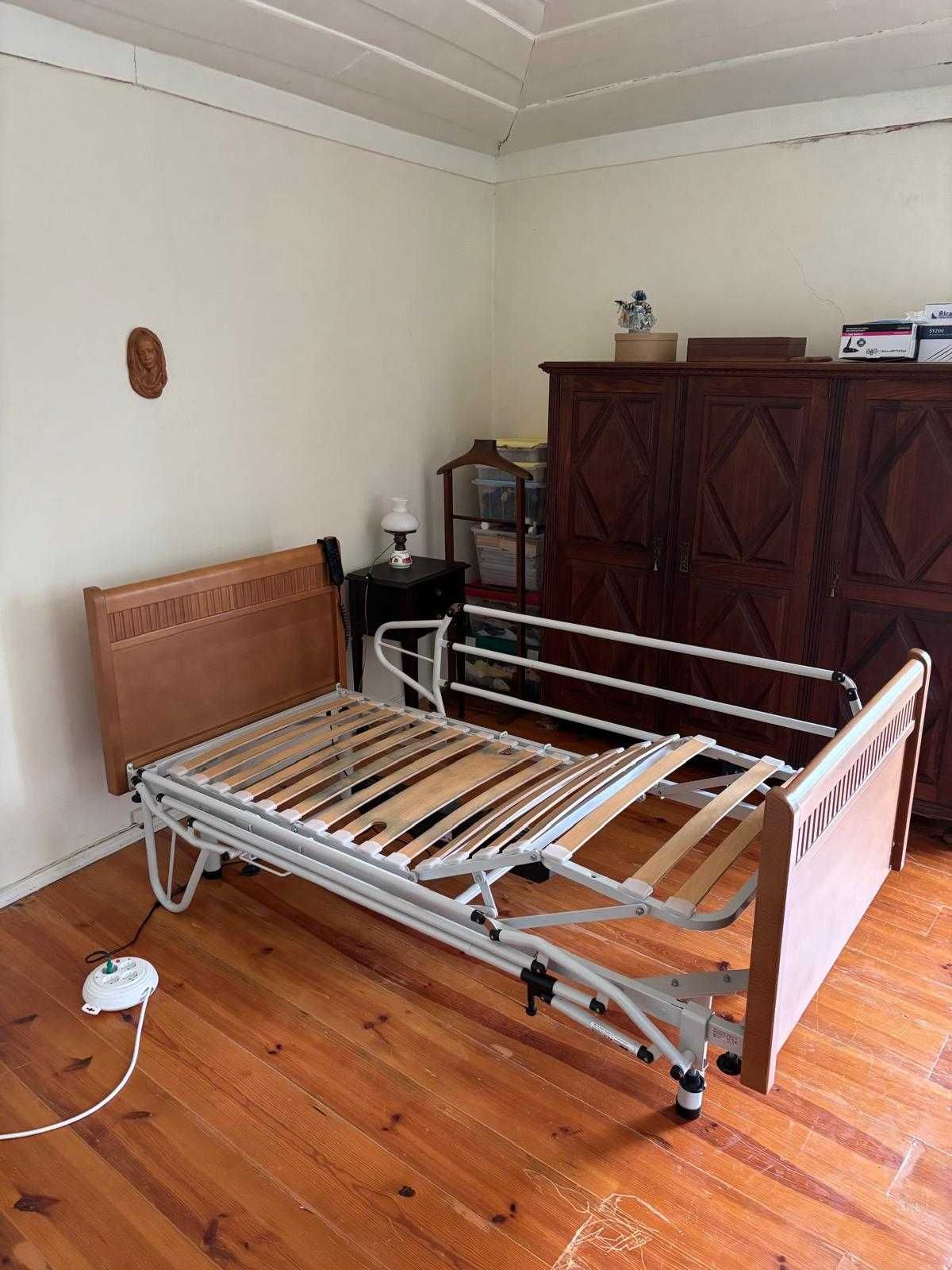 Conjunto cama geriátrica articulada