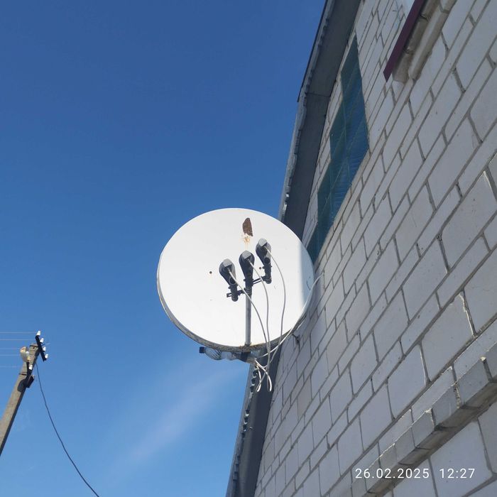 Супутникова антена + тюнер