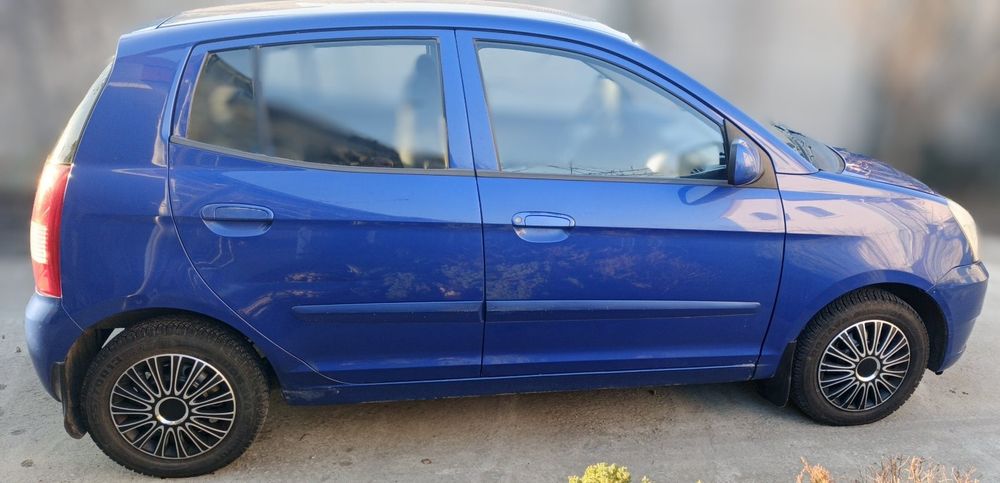 Чудовий мінівенчик після капремонту на автоматі Kia Picanto.