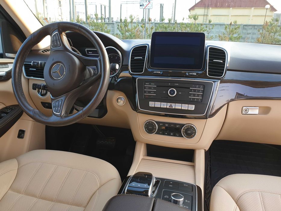 Продам Mercedes - Benz GLE - Class 2016