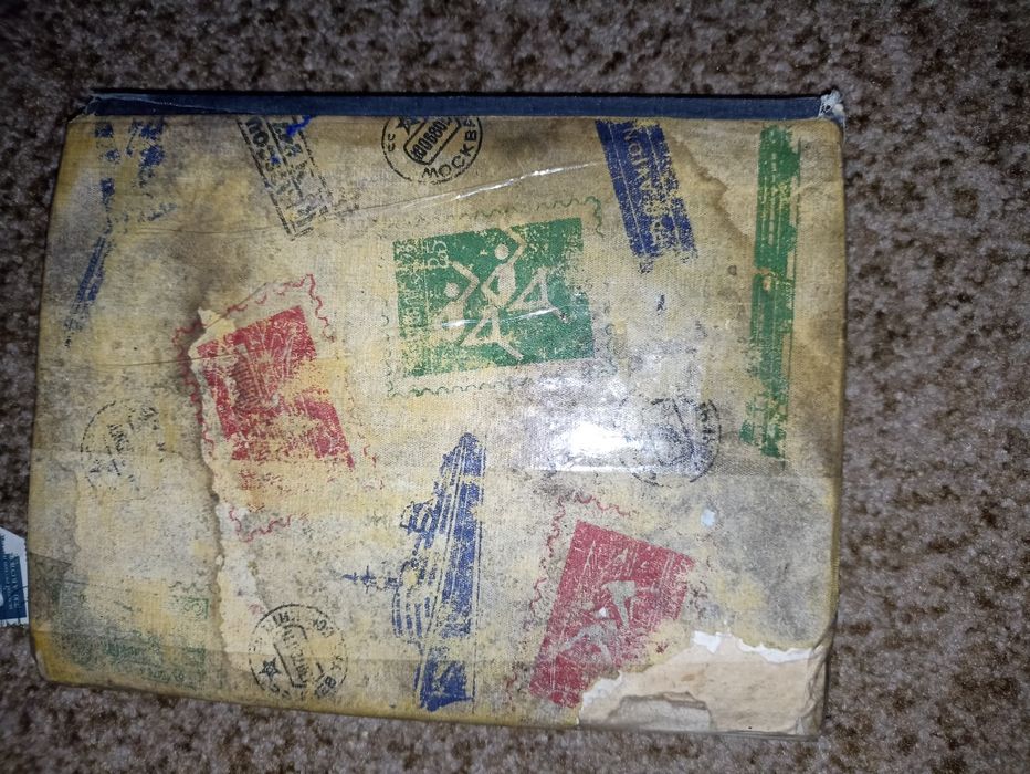 Альбом поштових марок