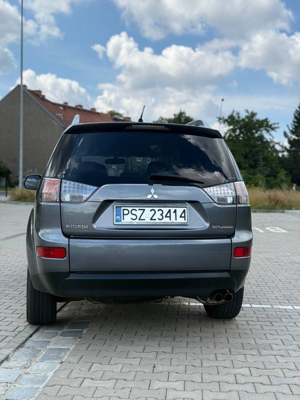 Mitsubishi Outlander Xl Oryginalny przebieg 248 i oreginalnuj lakier