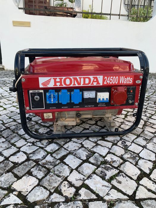 Gerador Honda 24.500 W (36 cv) trifásico – gasolina