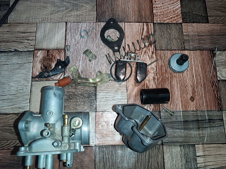 Карбюратор PZ27 з Spark SP200R-25i