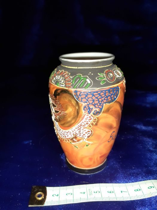 Jarra Antiga em Porcelana