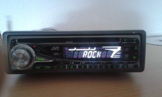 Auto  rádio  JVC