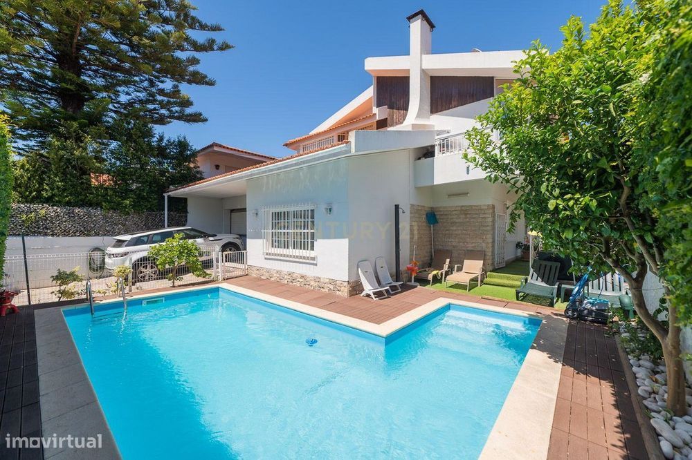 Moradia T4 com piscina