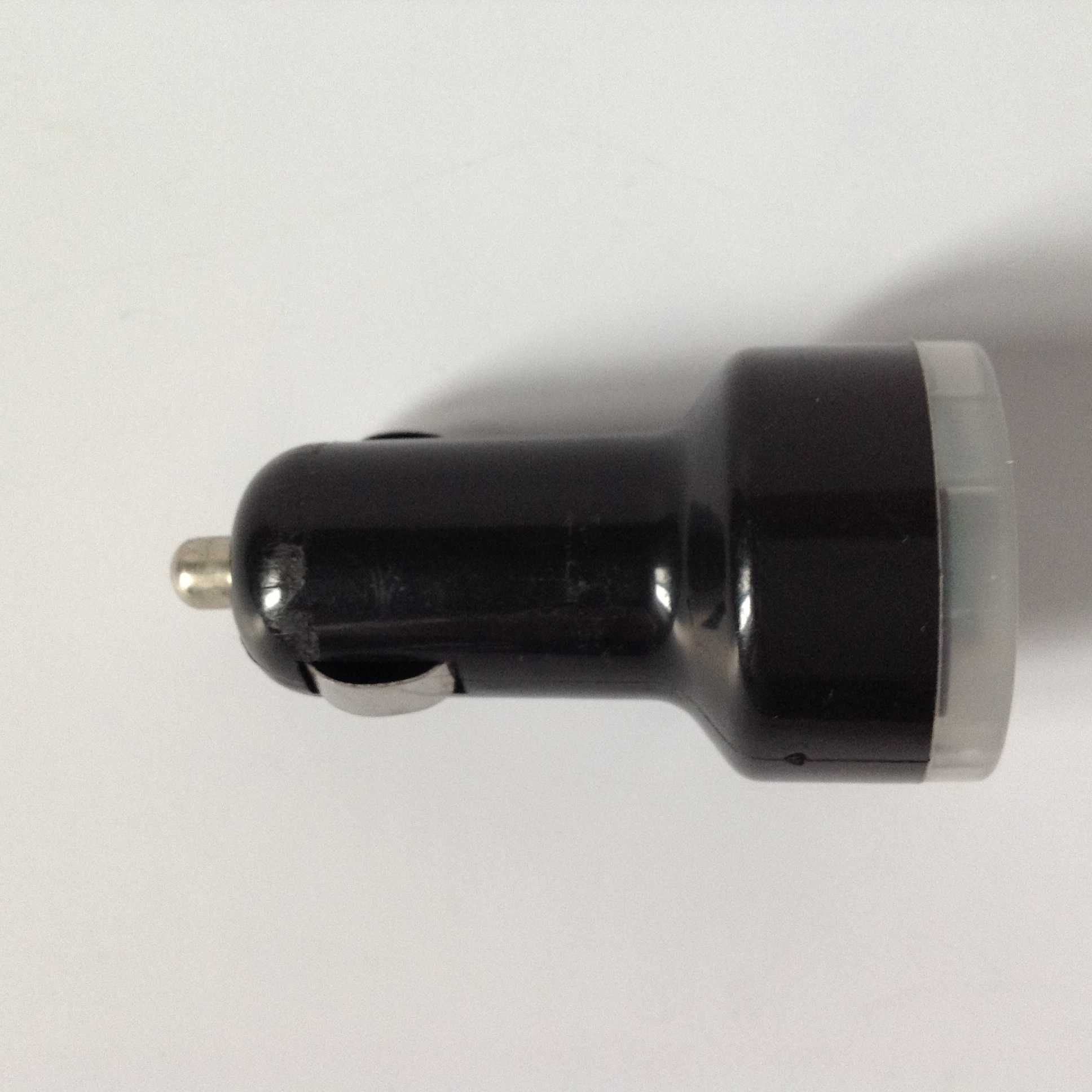 Зарядное устройство от прикуривателя USB зарядка 12/24V (полурабочее)