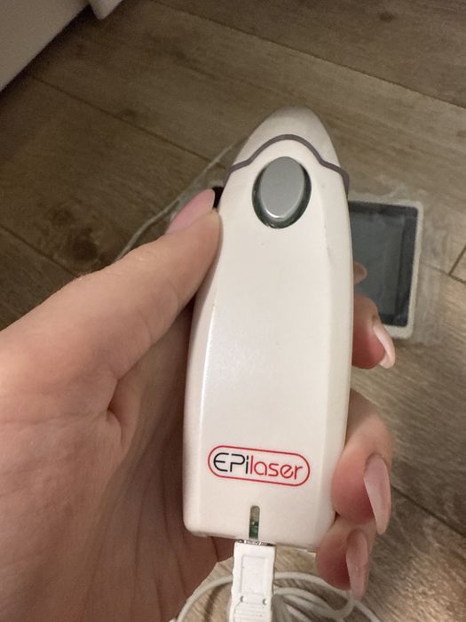 Апарат для епіляції-фото епілятор.Привезений з Ізраїлю. З монітором.