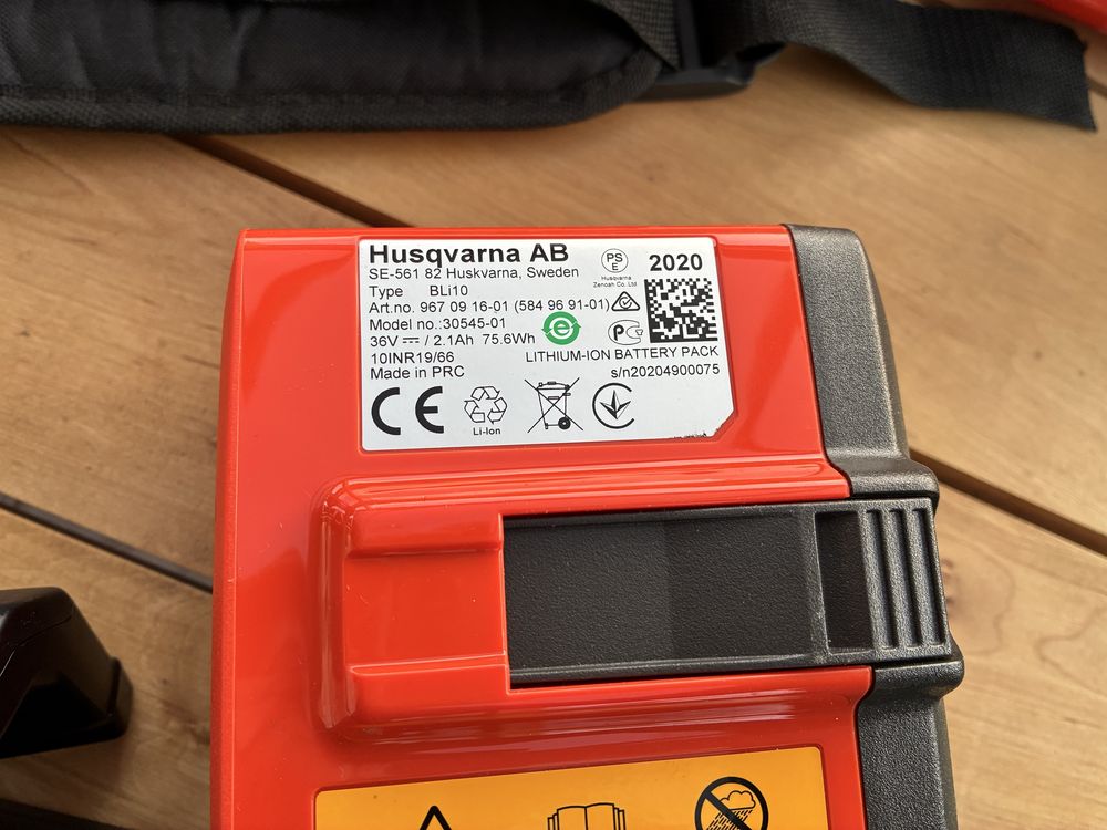 Nożyce elektryczne na wysiegniku Husqvarna