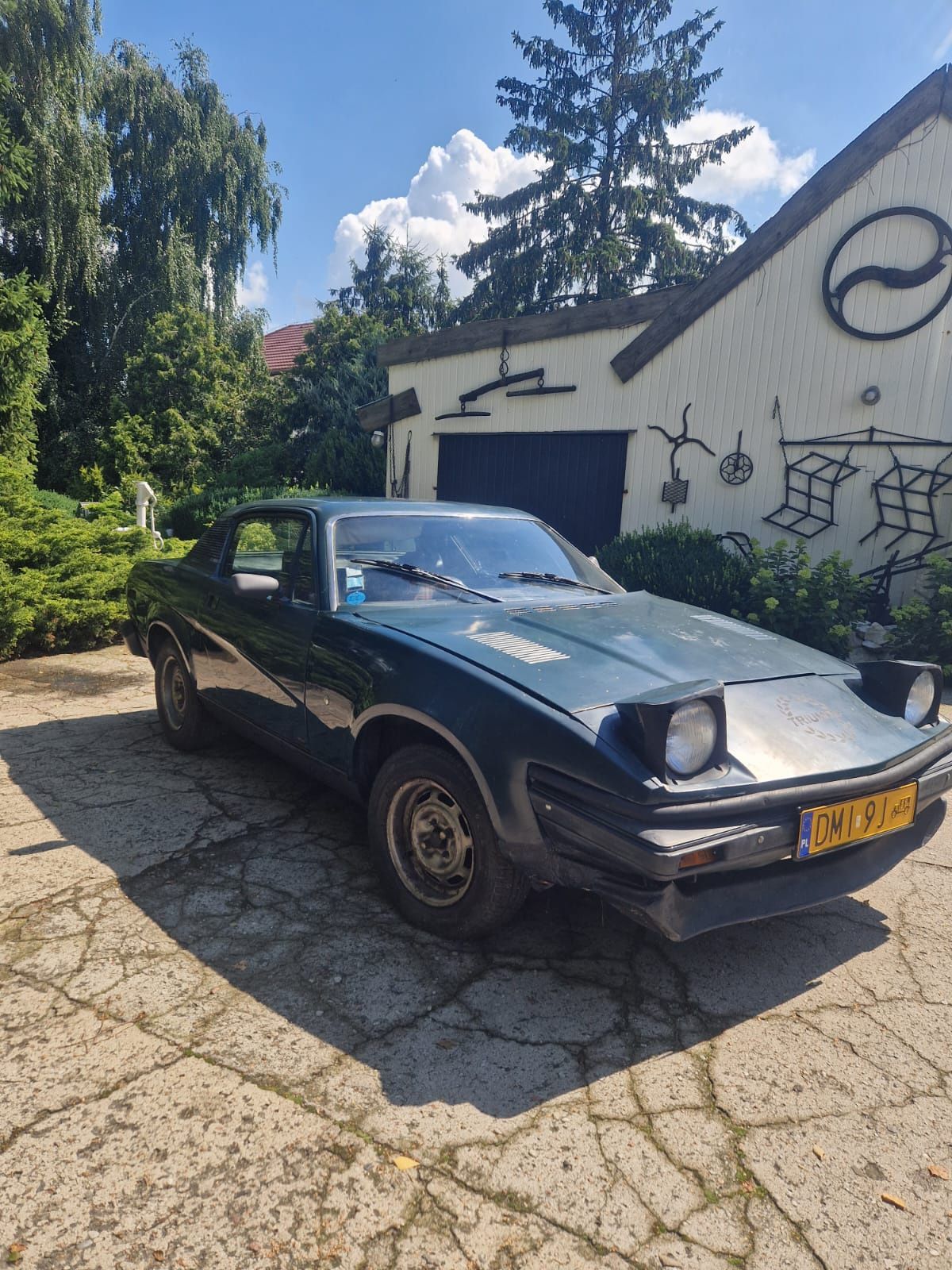 Samochód Triumph TR7