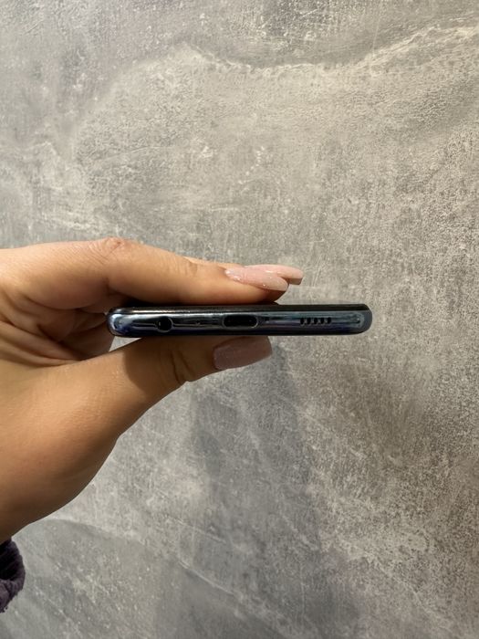 Samsung Galaxy M32 6/128 в класному стані