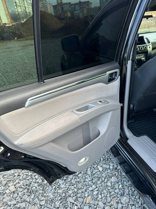 Mitsubishi Pajero Sport