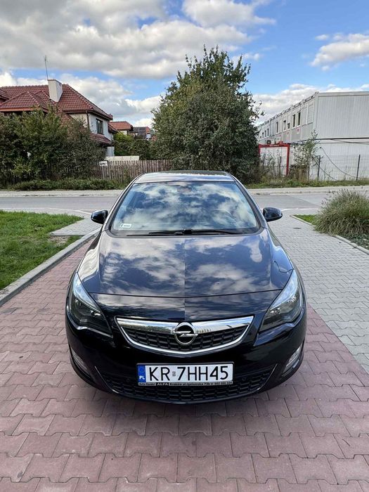 Opel Astra - Astra J - 1.4 ecoFLEX - BENZYNA - Po kompletnym serwisem