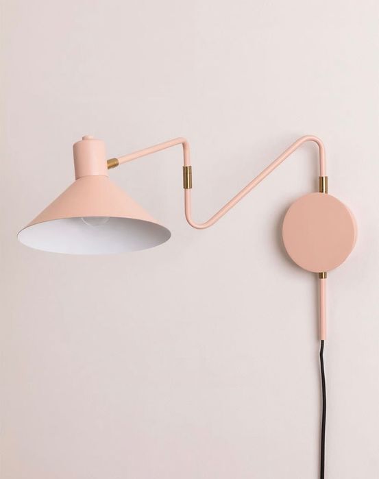 Różowa lampka ścienna Sklum