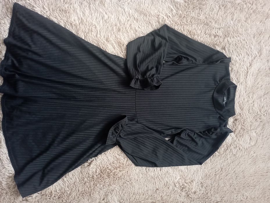 Плаття чорне в рубчик XS 34p