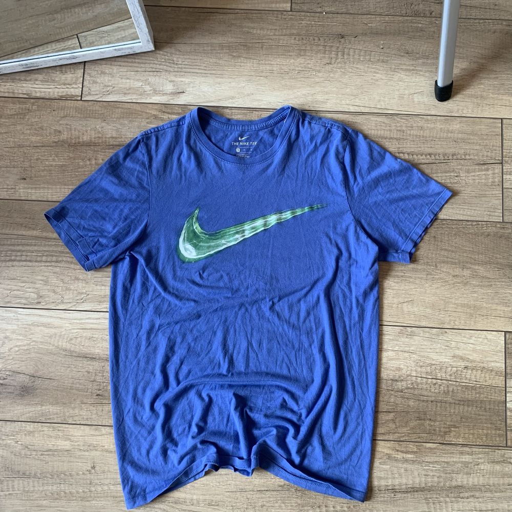 Вінтажна футболка Nike