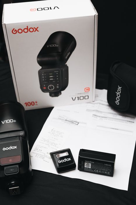 Godox V100 Canon
