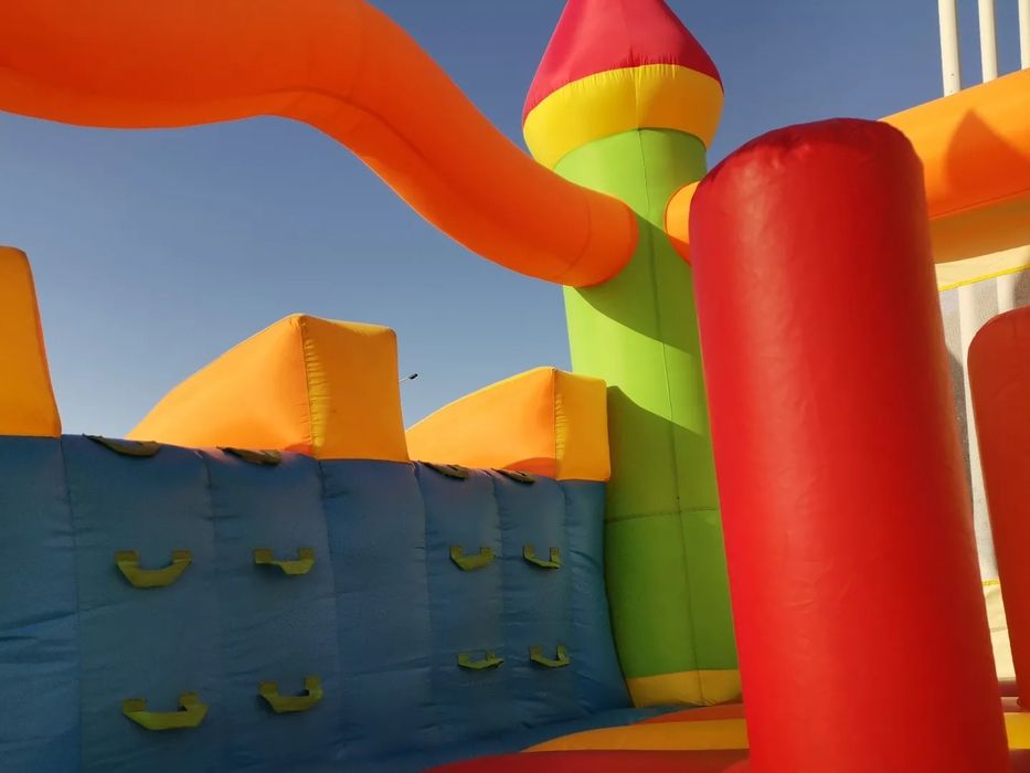 Insuflável mega Castelo