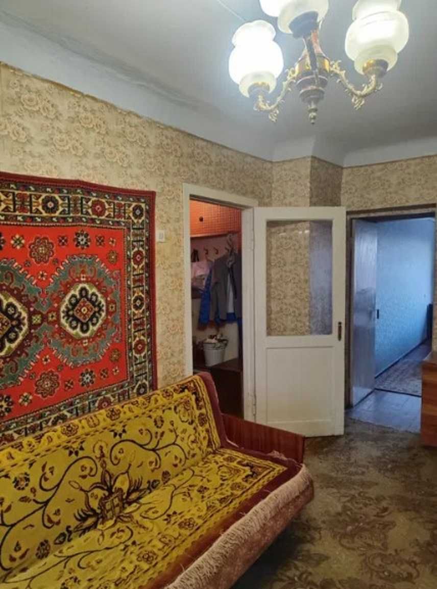 Продам 2 комнатную квартиру по проспект Гагарина DA