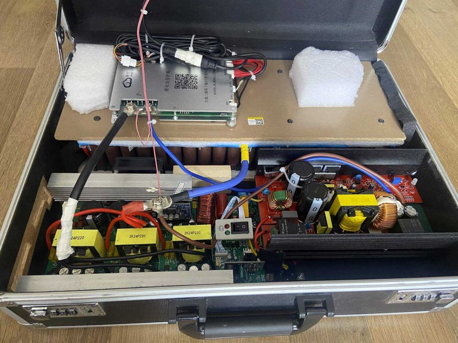 Потужна зарядна станція для квартири