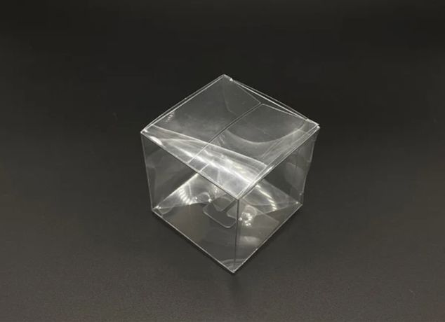 Подарочные коробки из полимерной пленки. 5х5х5см.200мкр