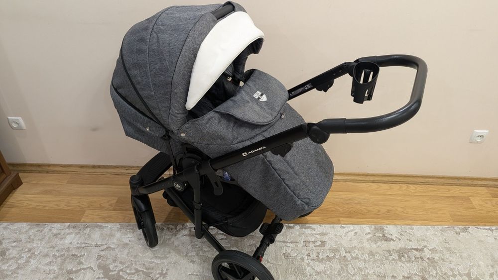 Коляска Adamex Emilio 2в1