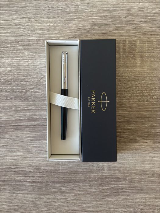 Оригінальна ручка перова Parker JOTTER Originals Black CT FP М