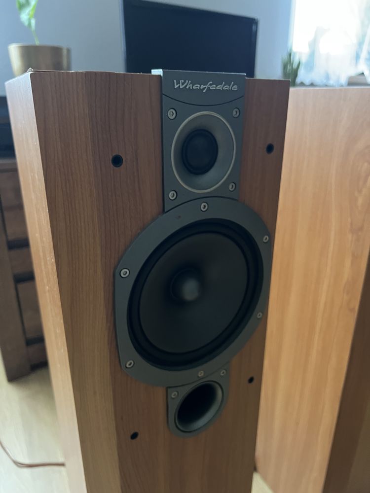 Wharfedale VARDUS VR-200