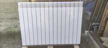 grzejnik aluminiowy 900 mm ( 90 cm )  wysokości   14 żeberek