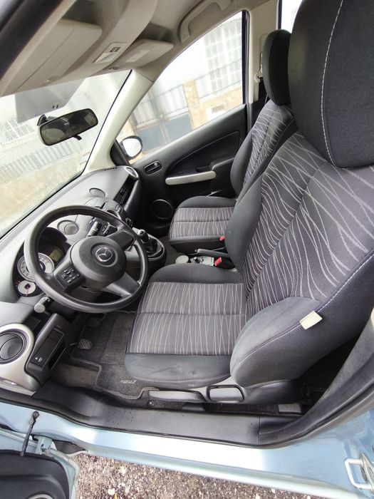 Vendo Mazda 2 em ótimo estado