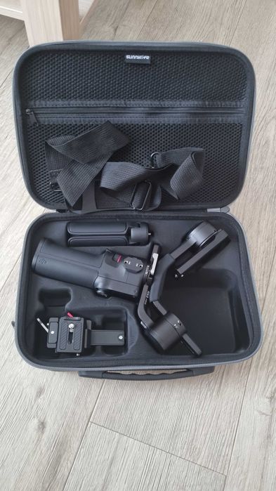 Gimbal DJI RS3 Mini z pokrowcem Sunnylife RO-B555