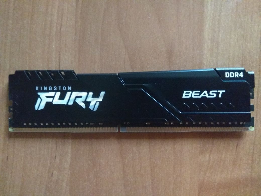 Оперативная память Kingston Fury Beast DDR4 32GB