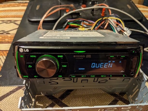 Radio samochodowe LG LCS500UR CD MP3 USB AUX sprawne