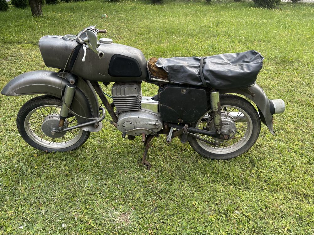 MZ TROPHY 250 szary