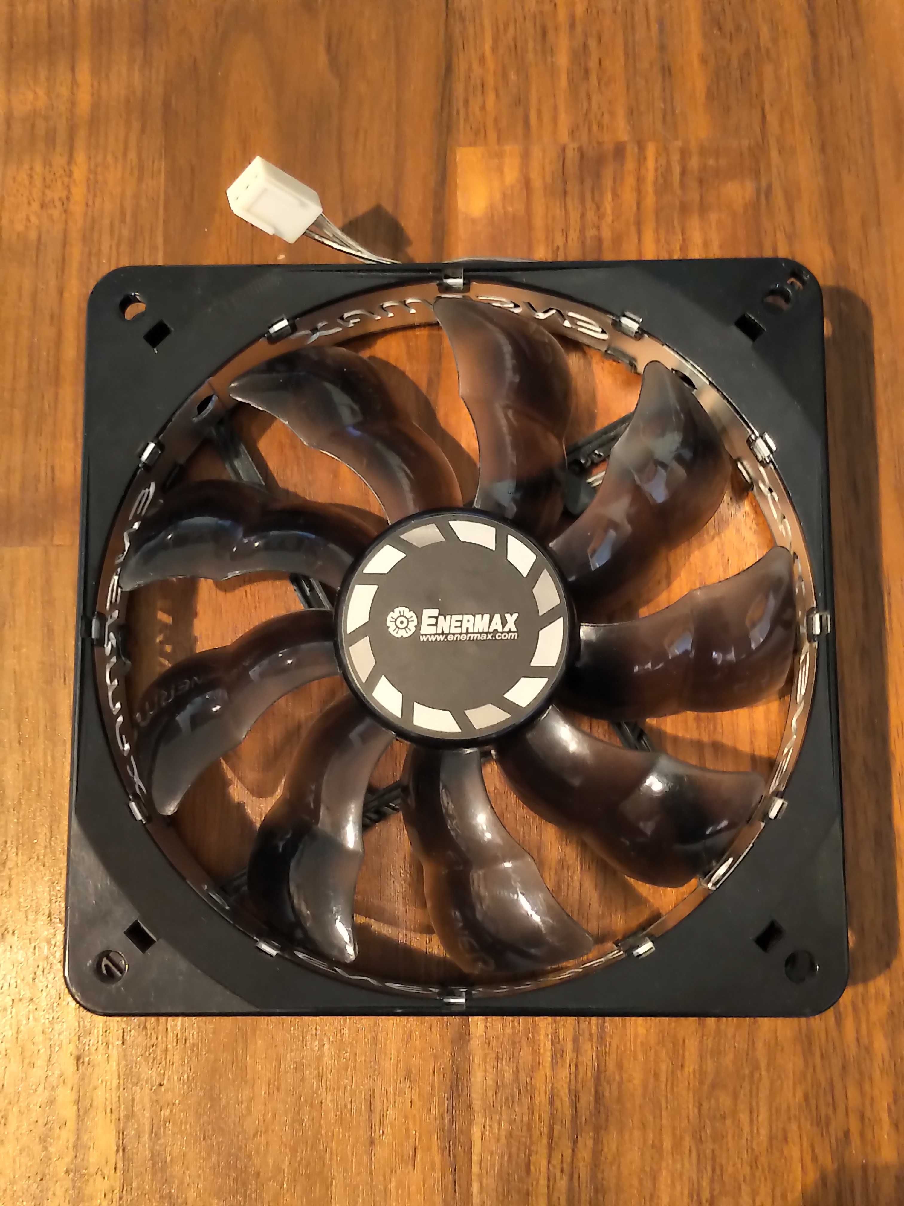 Ultra-cichy wentylator 120mm Enermax T.B. Silence UCTB12 11dba