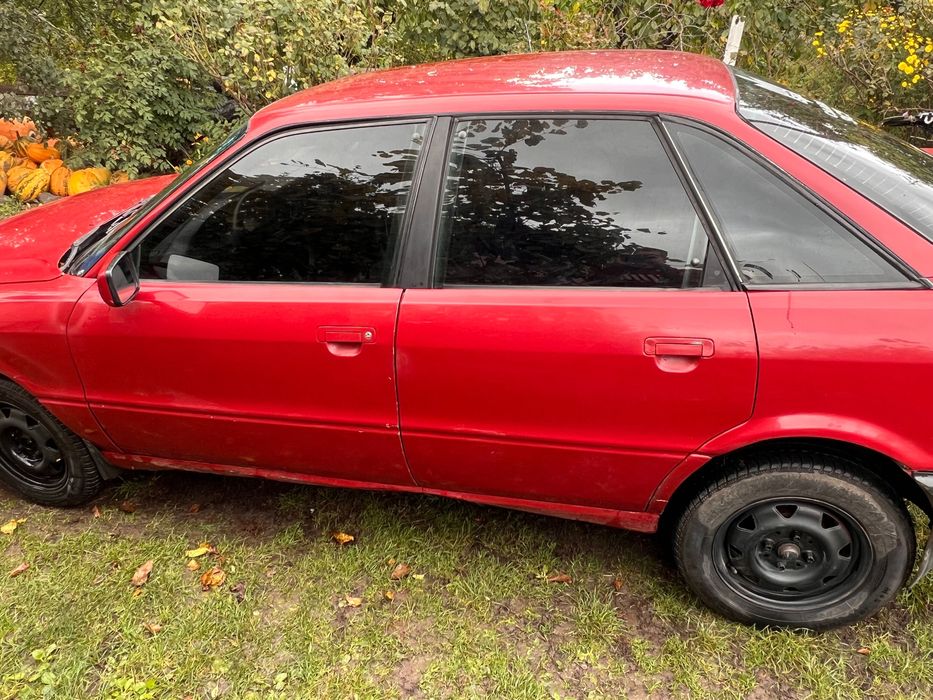 Продаю АУДІ 80 в нормальному стані