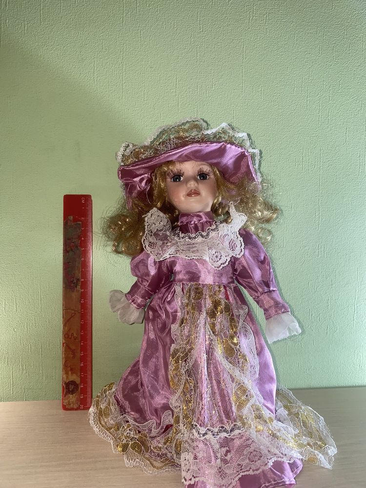 Порцелянова лялька, колекційна