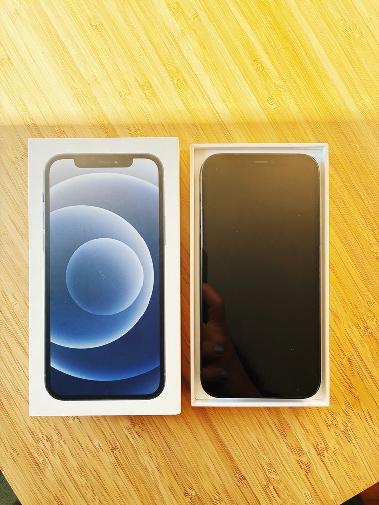 iPhone 12 (Usado 4 anos)