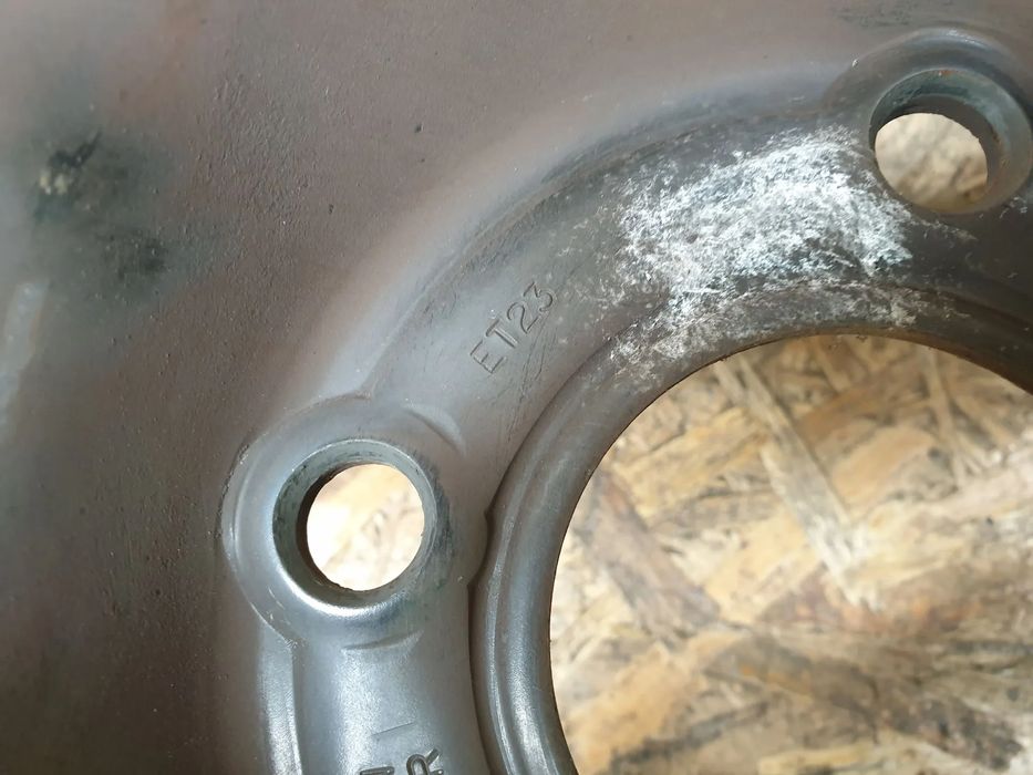 Jante frente esquerda PEUGEOT 208