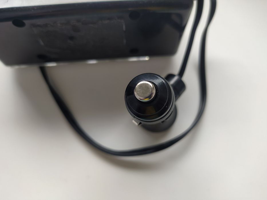 Автомобільний зарядний пристрій з розгалужувачем на 3 гнізда + 2 USB