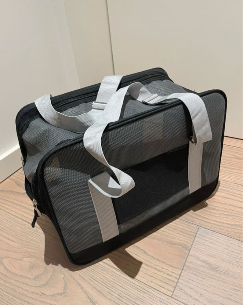 Transportadora de gato super leve e prática como nova
