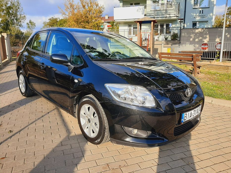 Toyota Auris 1.4 benzyna