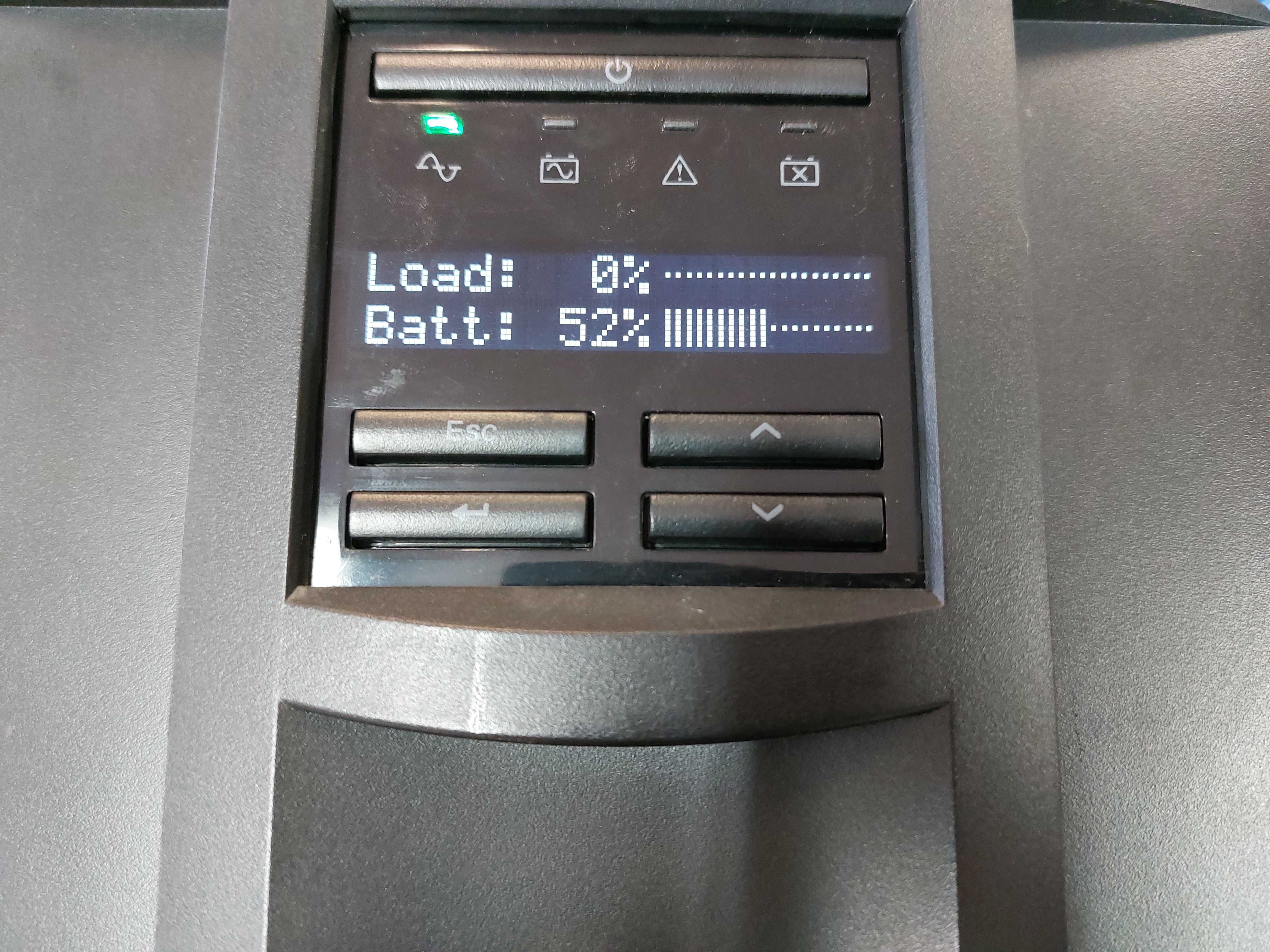 Zasilacz UPS APC Smart-UPS 1500VA tower