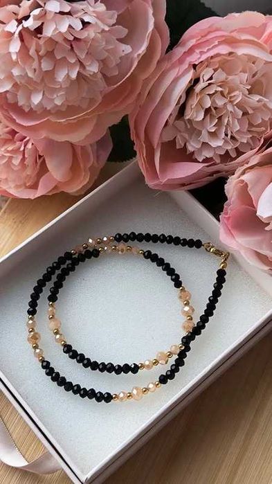 Piękny naszyjnik czarny turmalin i kryształki austriackie