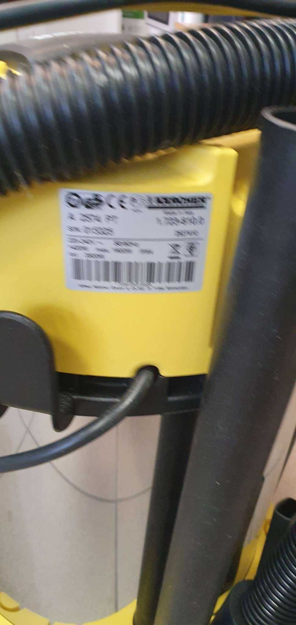 Odkurzacz budowlany Karcher A2574 pt - komismadej.pl