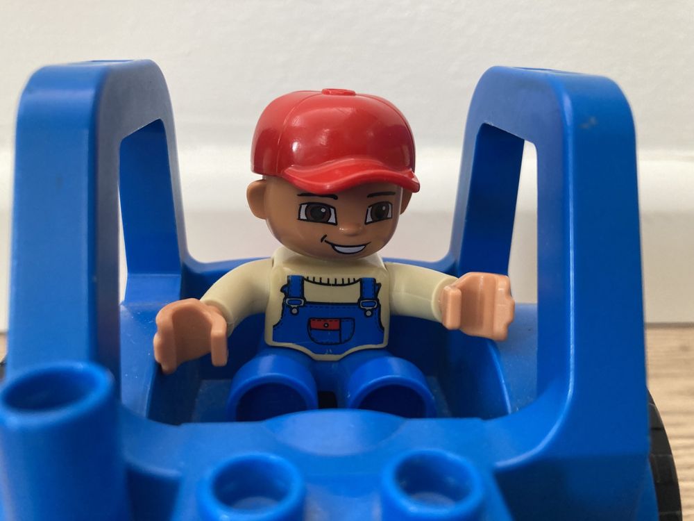 Lego duplo traktor