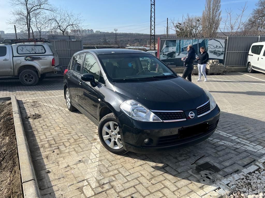 Продам Nissan Tiida