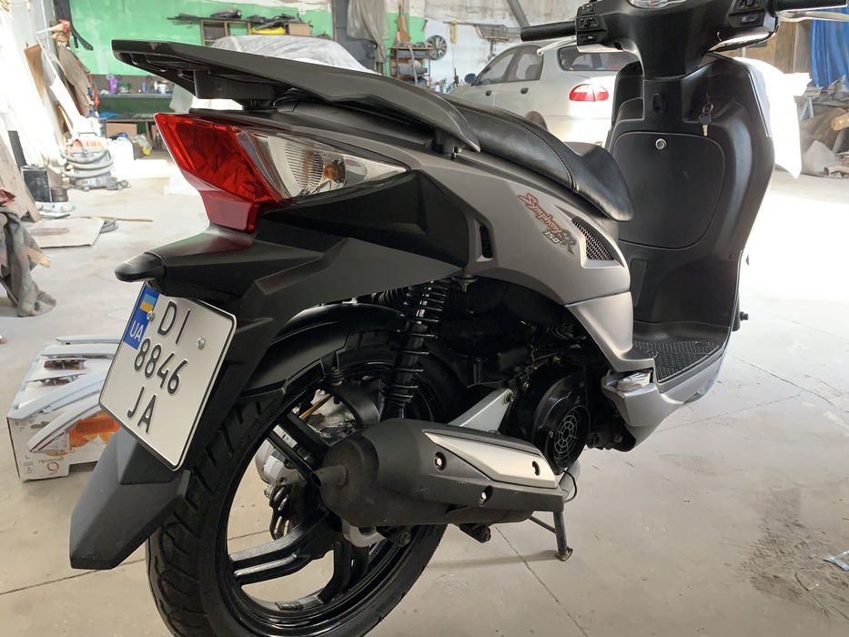 Продам скутер SYM150 SR
